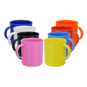 plastic coffee mugs